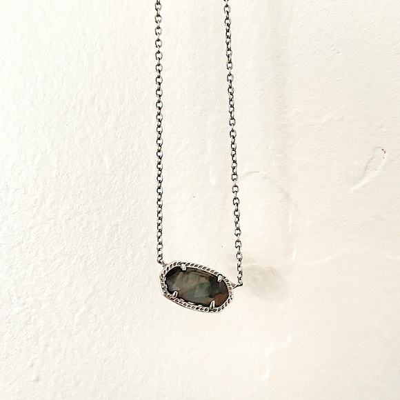 Slate Gray Kendra Scott Elisa Necklace - Picture 1 of 4